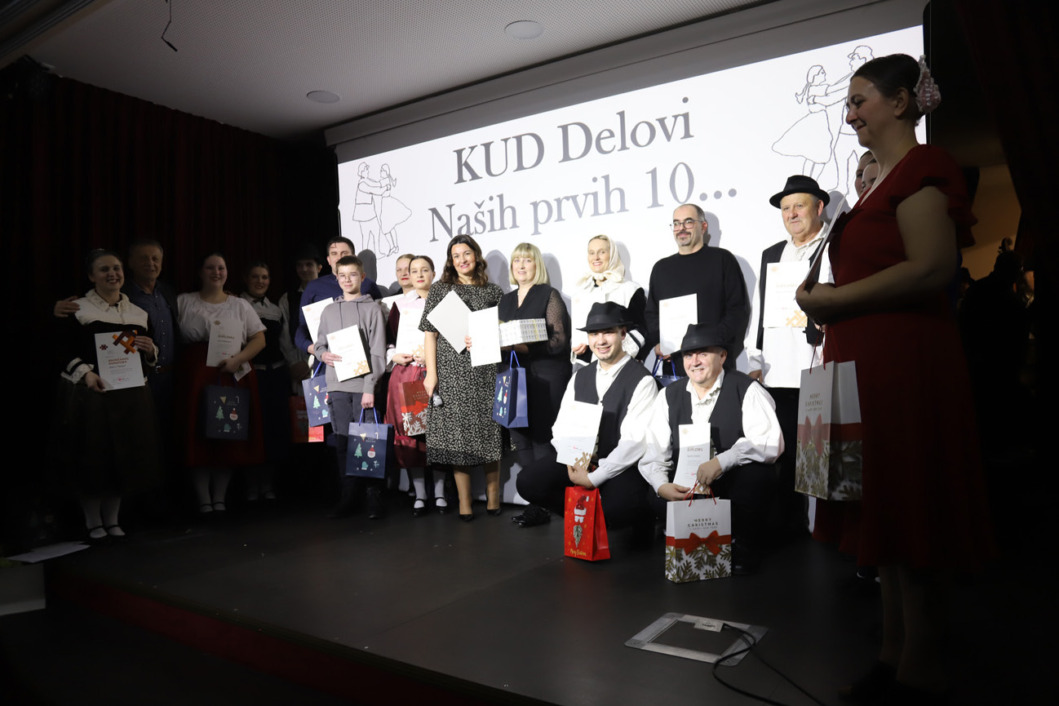 Članovi KUD-a Delovi