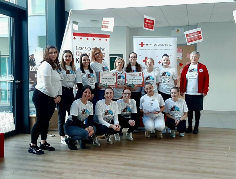Pobjedničke ekipe natjecanja mladih Crvenog križa