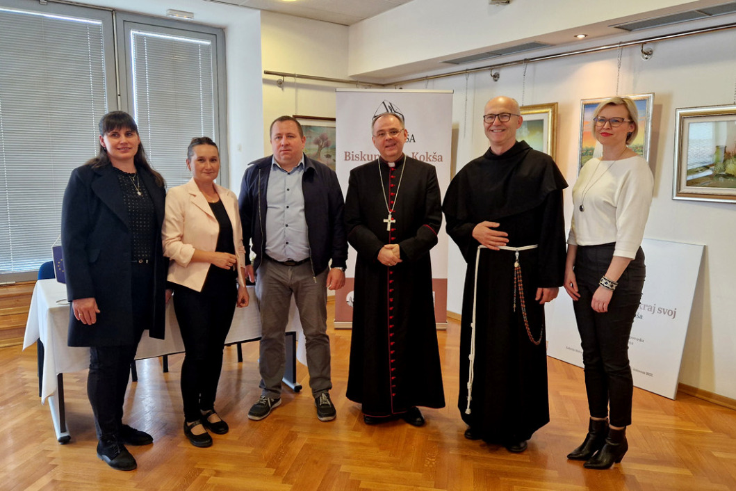 Biskupova kanonska vizitacija u Molvama prošla je u ugodnoj atmosferi