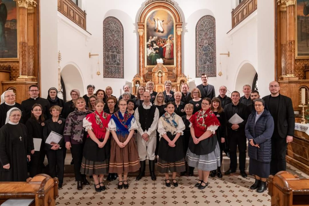 Legradski župni zbor u crkvi svetog Vinka Paulskog u Zagrebu