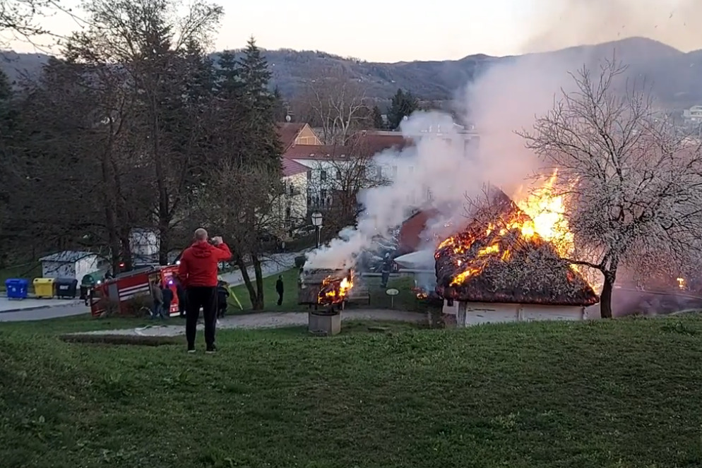 Etno kuća u Varaždinskim Toplicama u plamenu