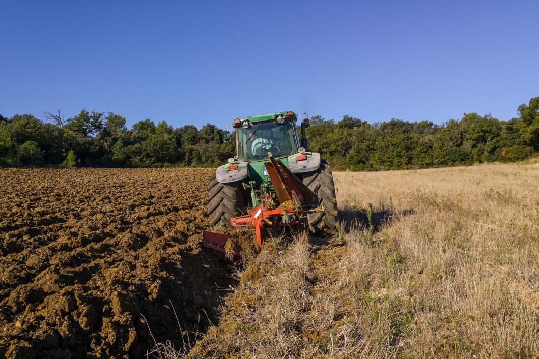 Traktor/poljoprivreda/radovi