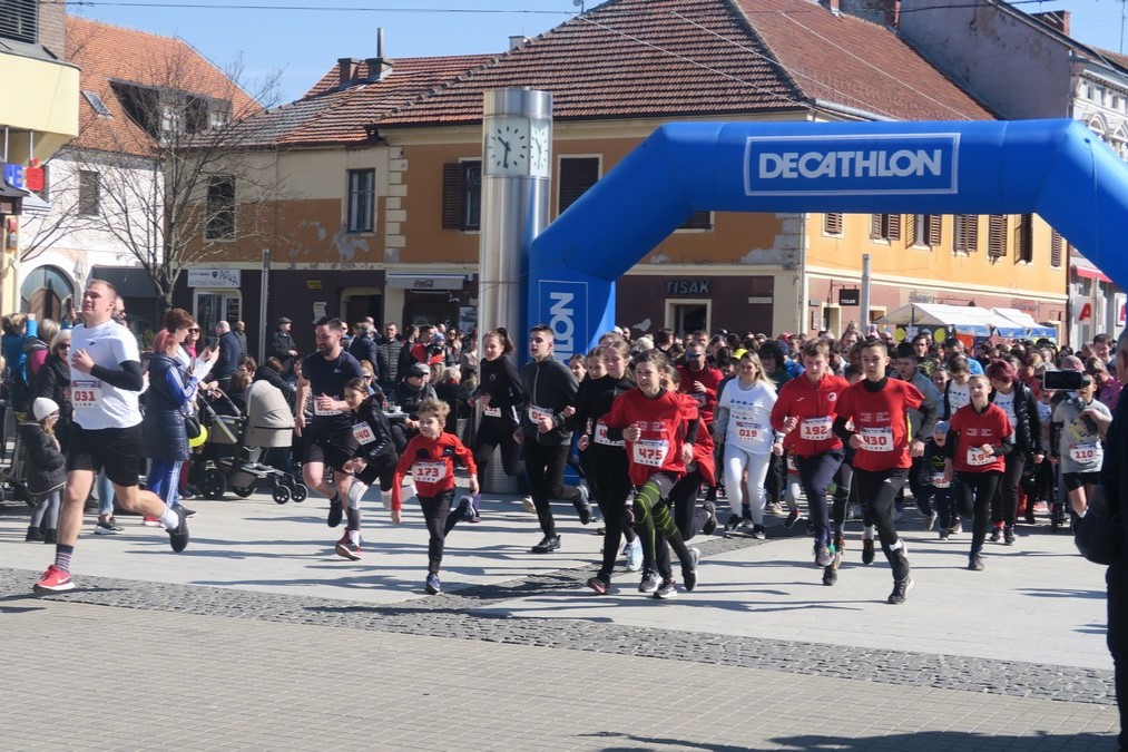 Šarenim čarapama do cilja