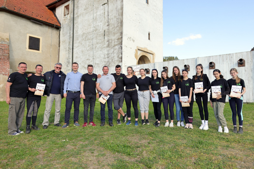 Natjecatelji daljinskog jahanja u Đurđevcu