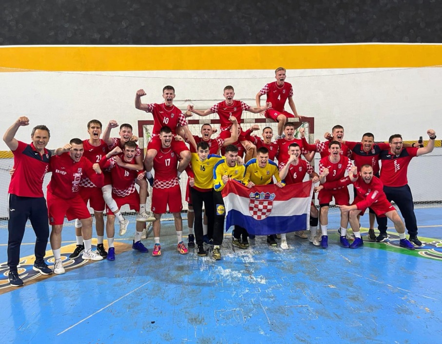 Veliko slavlje hrvatske kadetske reprezentacije u Tunisu nakon osvojenog zlata