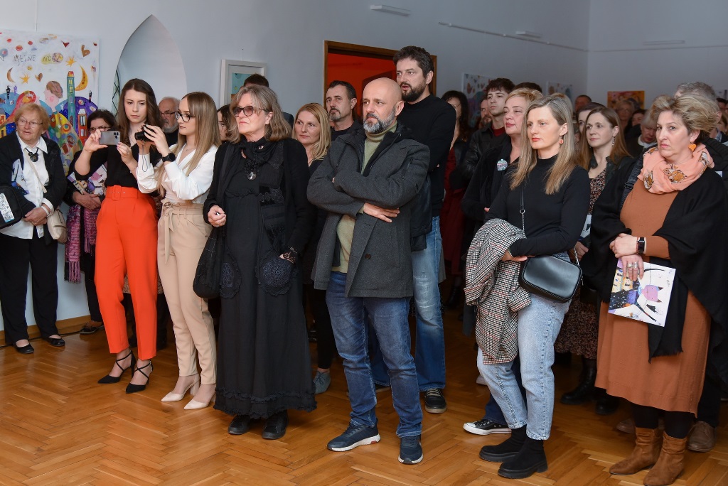 Izložba Andreje Živko 'Boje u pokretu'