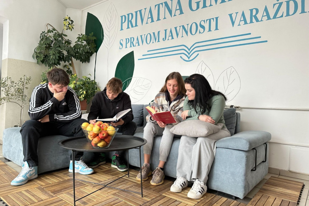 Učenici Prve privatne gimnazije Varaždin