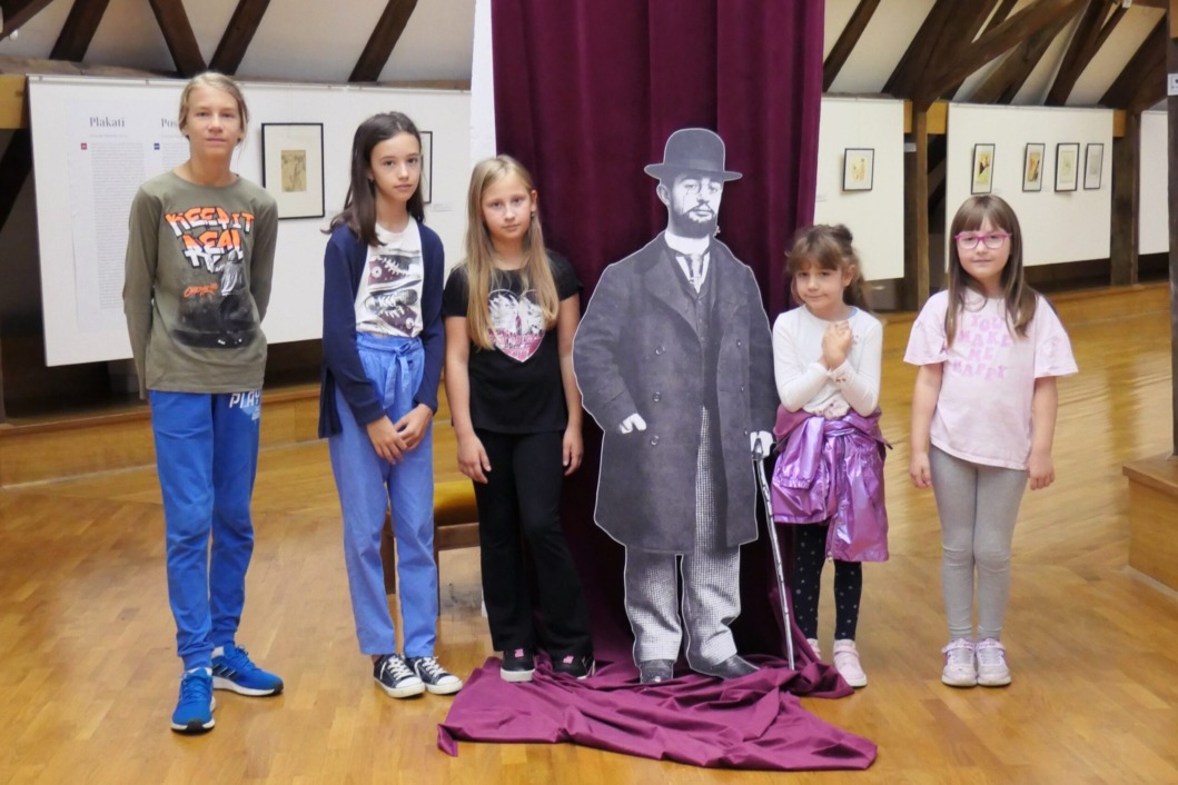 Mališani u đurđevačkom muzeju razgledali izložbu Henrija de Toulousea-Lautreca
