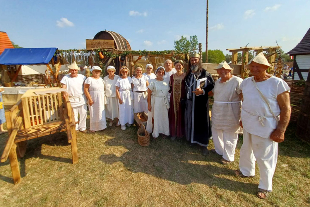 Rasinjski umirovljenici na Renesansnom festivalu