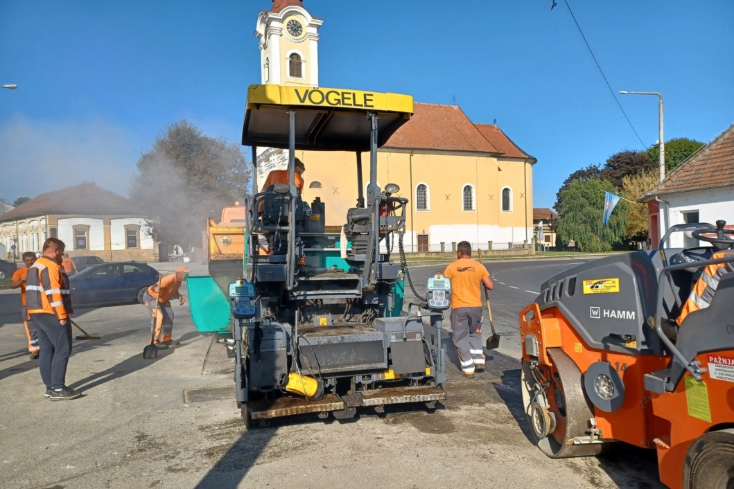 Saniranje asfalta u Novigradu Podravskom