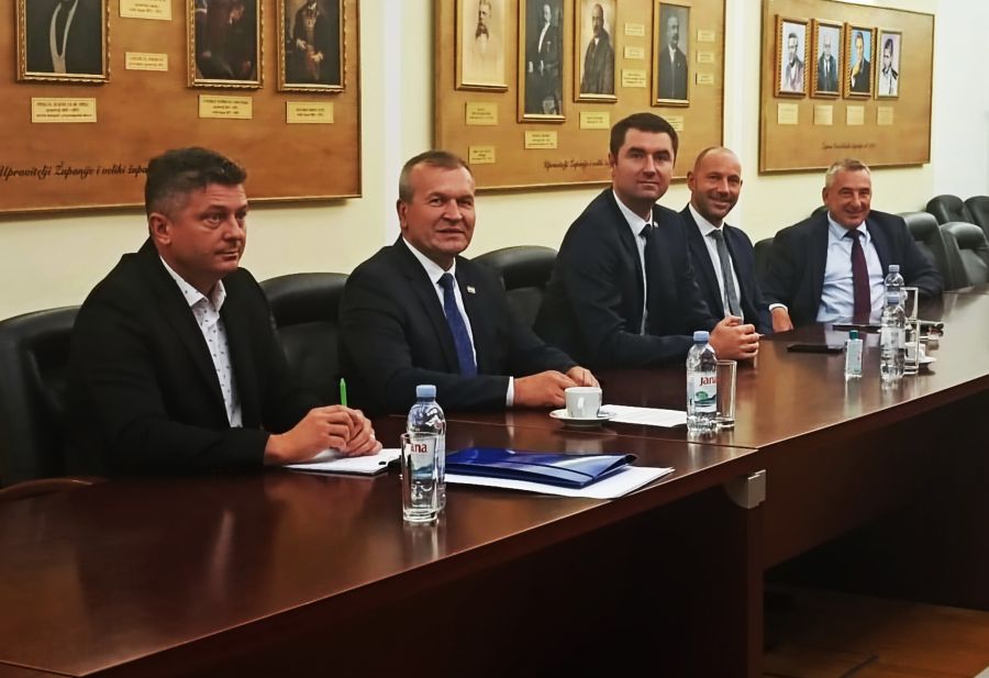 Ministar gospodarstva i održivog razvoja Davor Filipović na radnom sastanku u varaždinskoj Županijskoj palači
