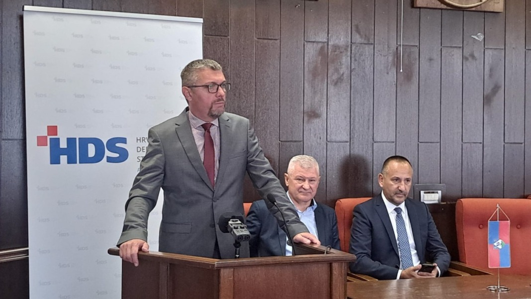 Miljenko Flajs, Branko Hrg i Hrvoje Zekanović