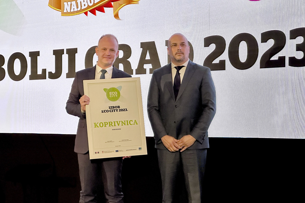 Koprivnički gradonačelnik Mišel Jakšić preuzeo nagradu za najbolji grad u Eco City kategoriji