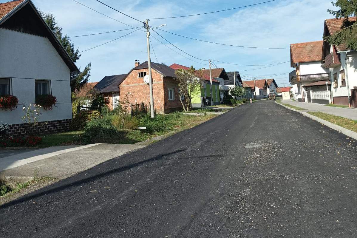 Radovi na obnovi ceste u ulicama Matije Gupca i Braće Radić u Koprivničkom Ivancu