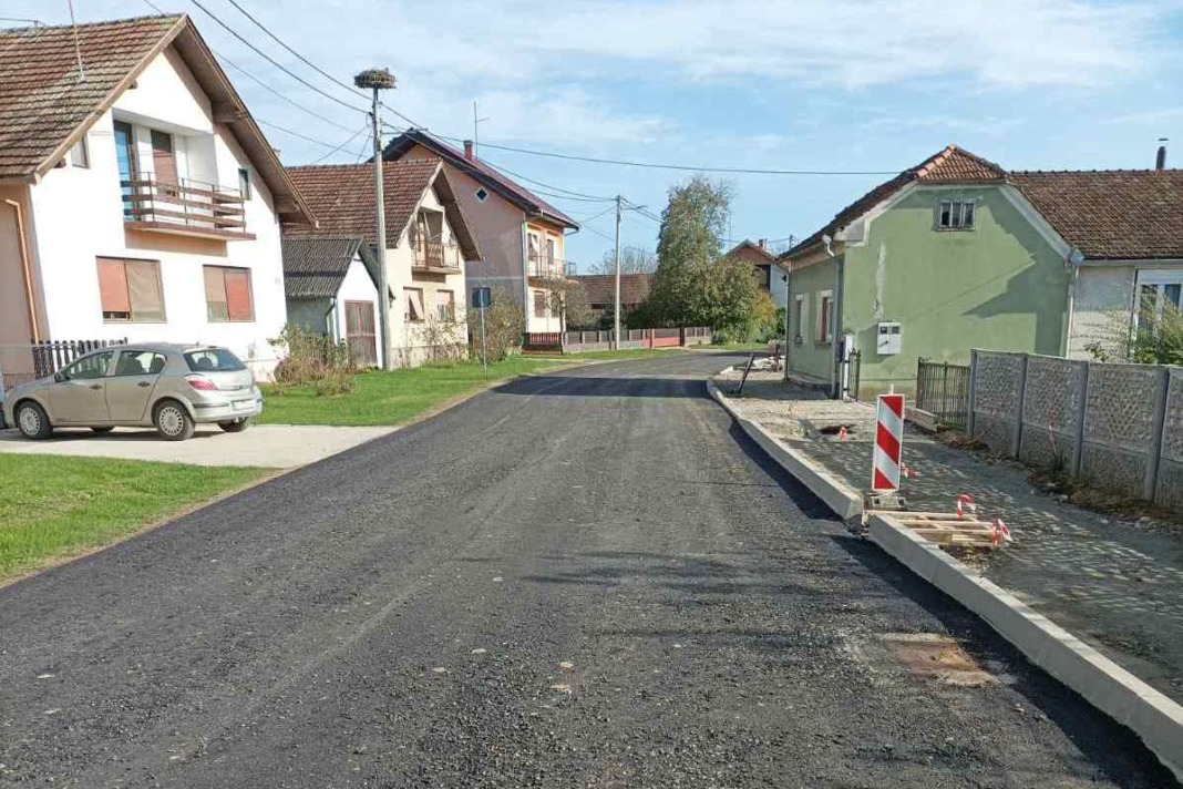 Radovi na obnovi ceste u ulicama Matije Gupca i Braće Radić u Koprivničkom Ivancu
