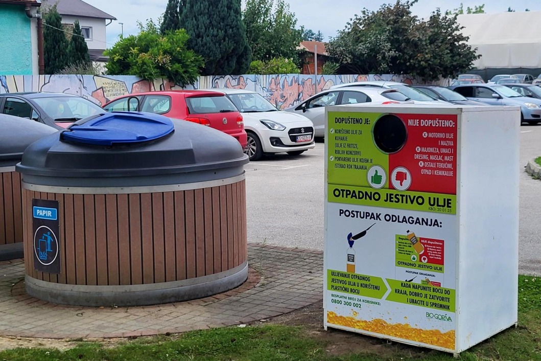 Spremnici za otpadno jestivo ulje iz kućanstva postavljeni su kraj zelenih otoka na četiri lokacije u Koprivnici