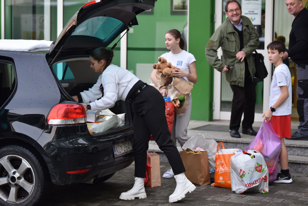 Prikupljanje igračaka za djecu na odjelu pedijatrije u koprivničkoj bolnici