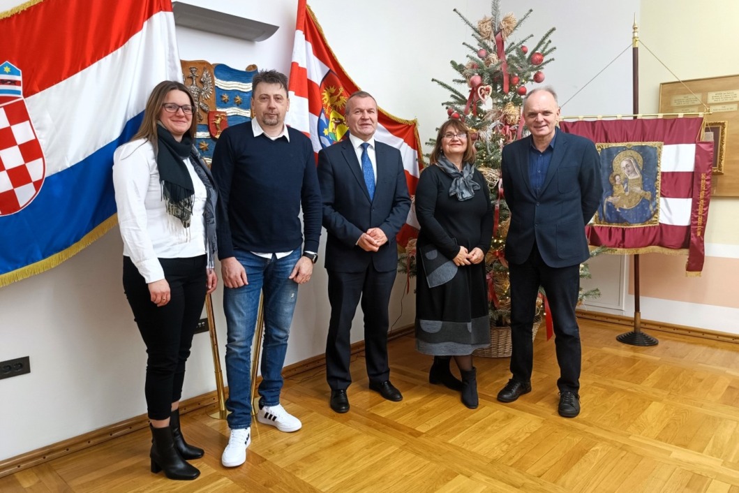 Potpisivanje ugovora o uređenju praktikuma u Strojarskoj i prometnoj školi Varaždin