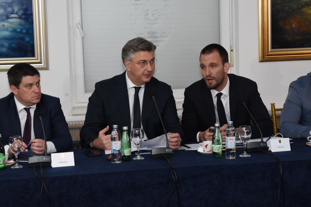Oleg Butković, Andrej Plenković i Šime Erlić // Foto: Krešo Puklavec