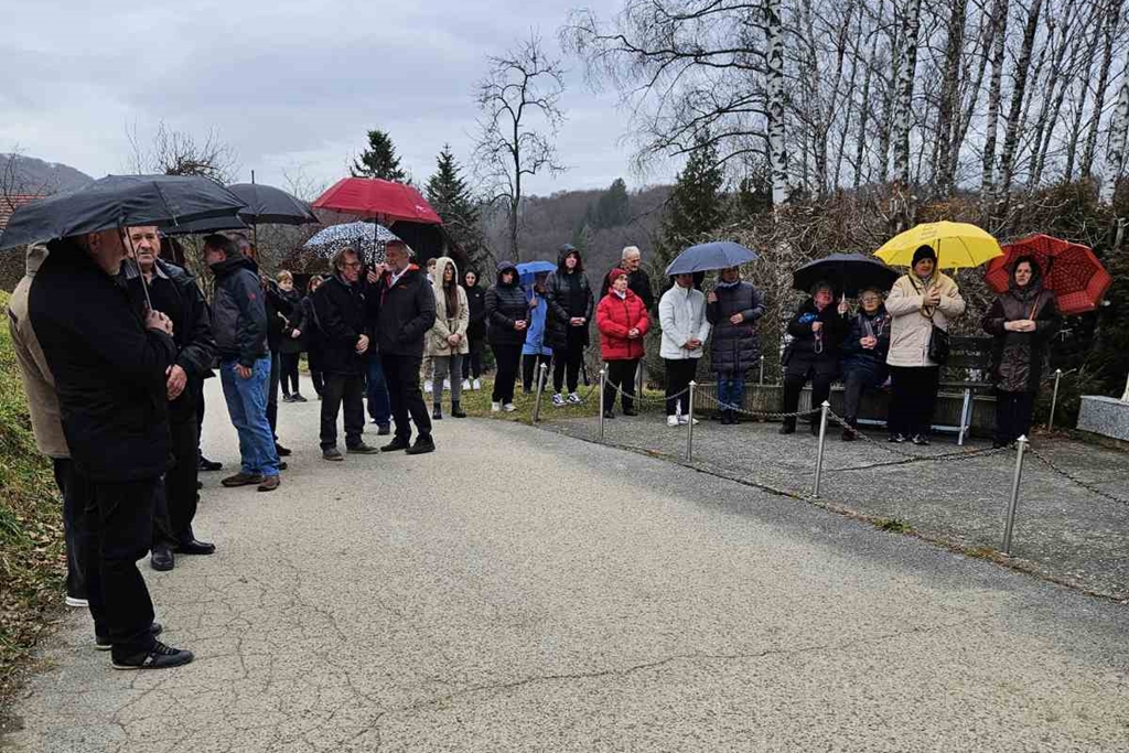 Obilježavanje obljetnice pogibije mladića kod zaseoka Matušini