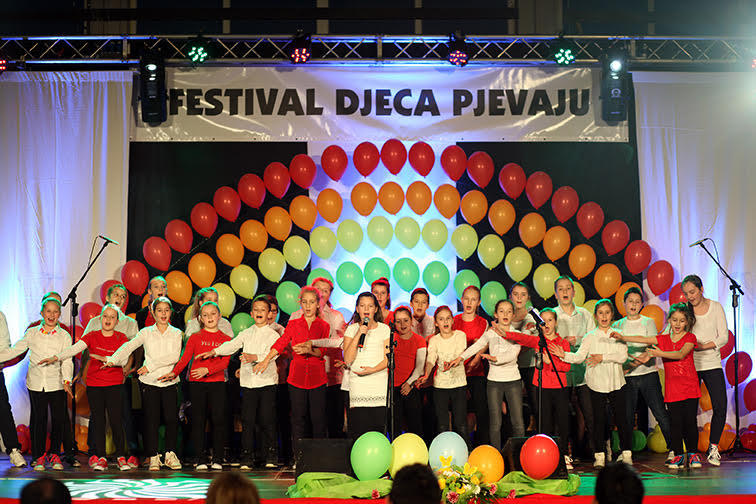 Međunarodni festival 'Djeca pjevaju'