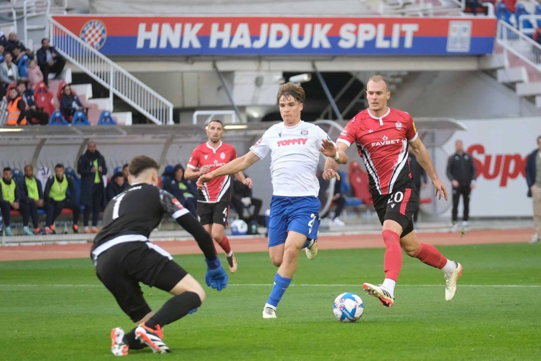 Detalj s utakmice između Hajduka i Lokomotive