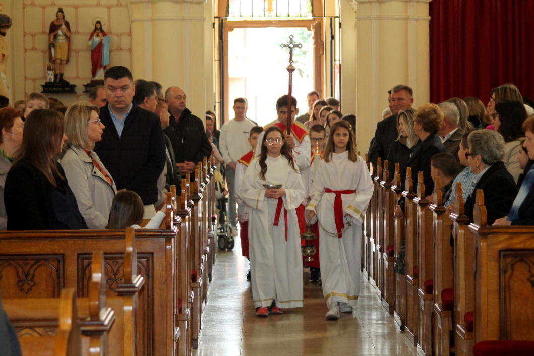 Sveta misa na Uskrs u župnoj crkvi u Kalinovcu
