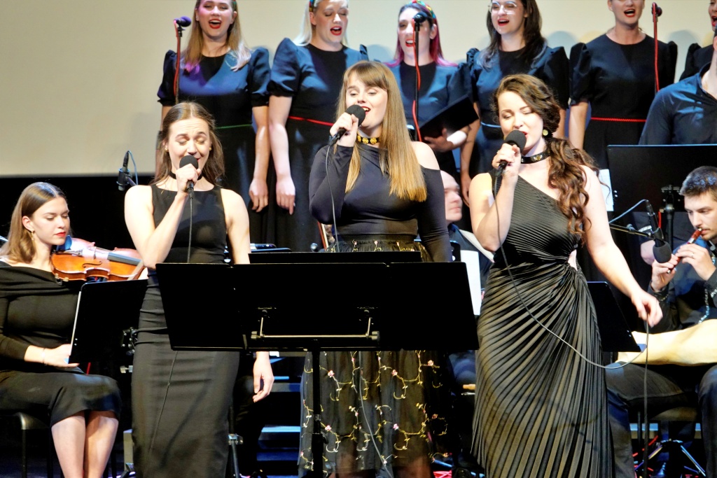 Folklorni ansambl Samobor i Đurđevčice