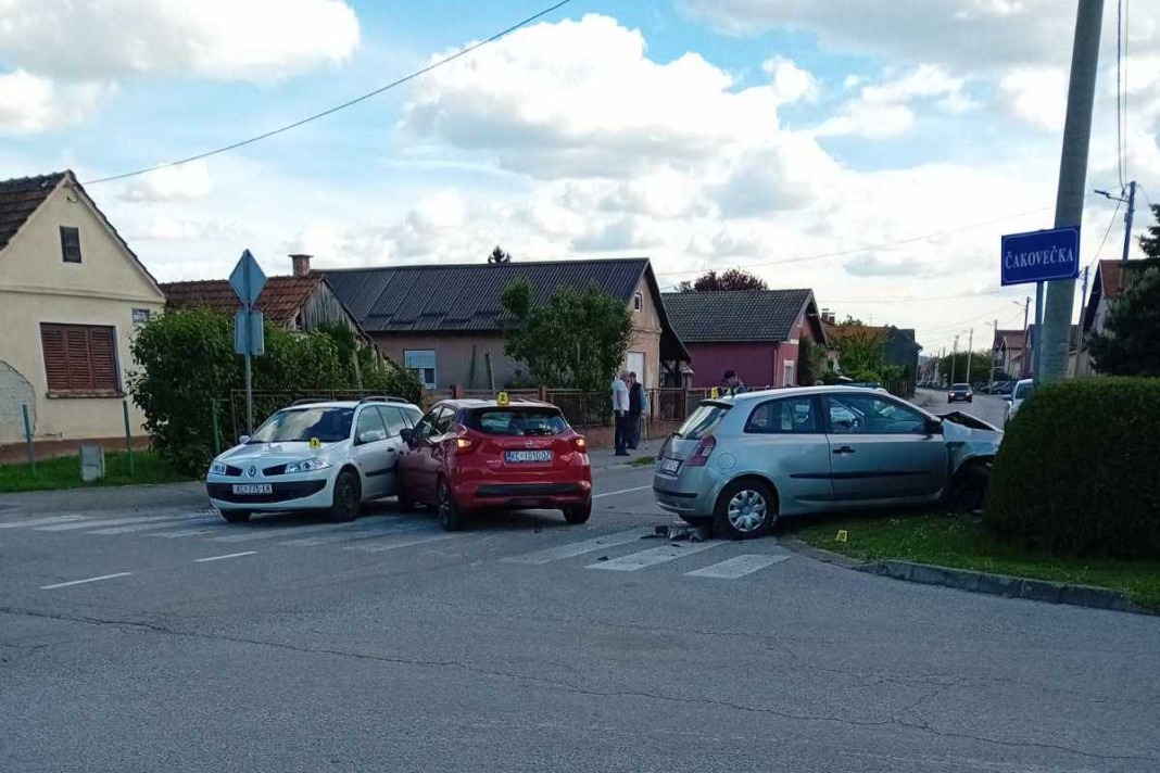 Sudar triju automobila u Koprivnici
