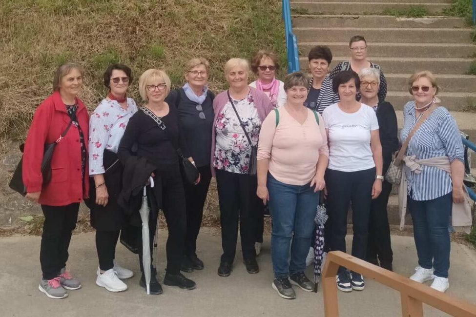 Članice Udruge žena s bolestima dojke Narcise