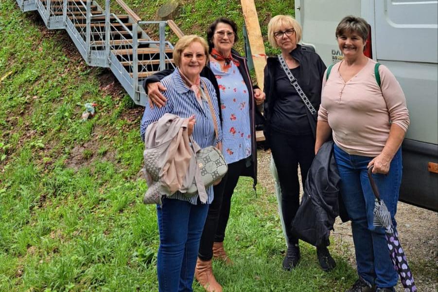 Članice Udruge žena s bolestima dojke Narcise