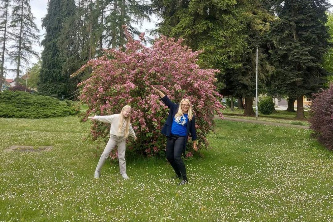Korina Kovač i učiteljica Đurđica Pošta