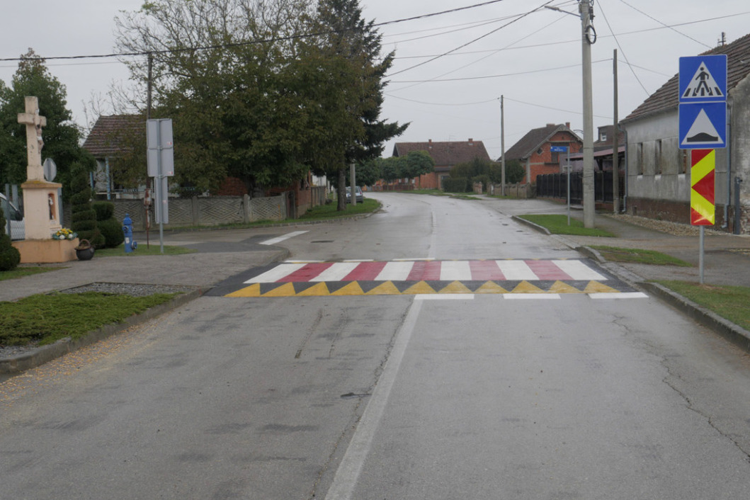 Usporivač prometa u Kalinovcu