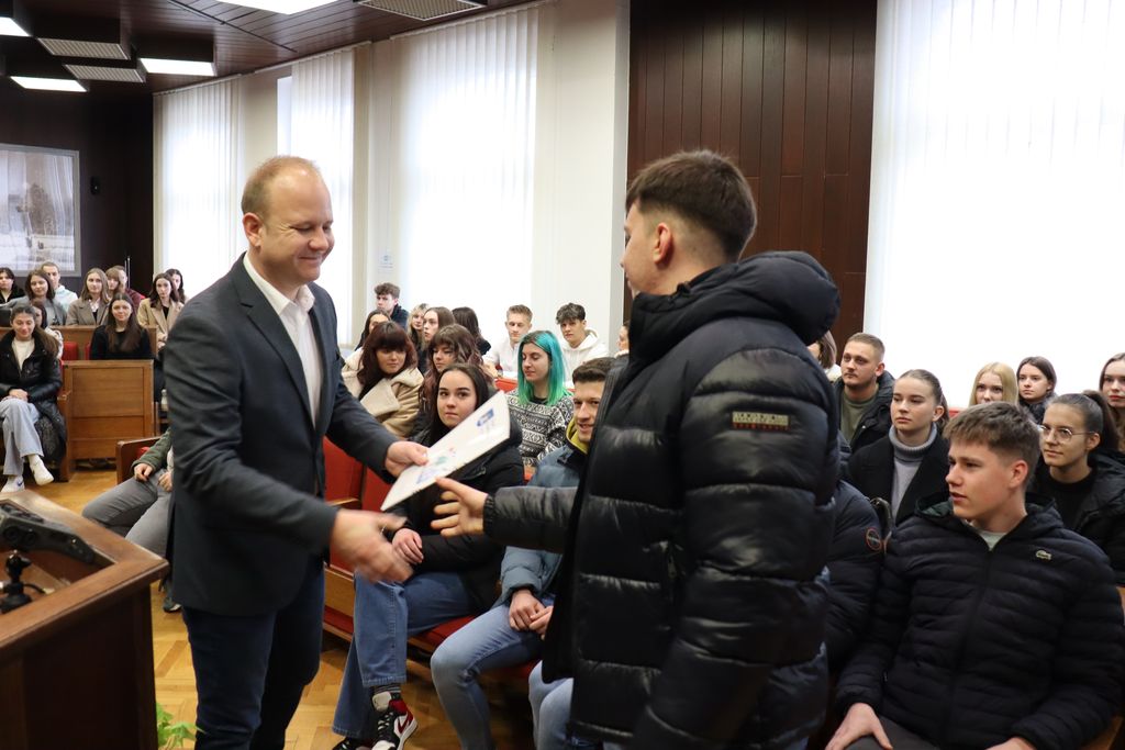 Podjela ugovora o stipendiranju