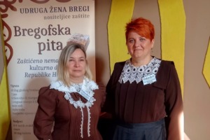 Suzana Bukvić i Snježana Kuhar, čelnice Udruge žena Bregi u narodnim nošnjama