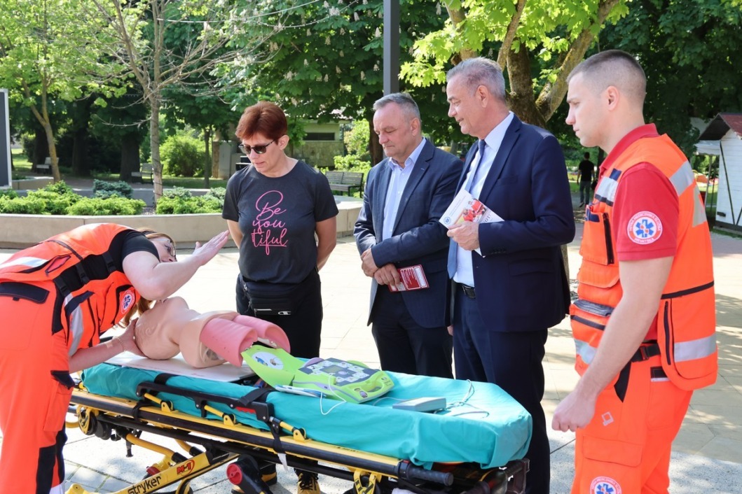 Dan hitne medicinske službe