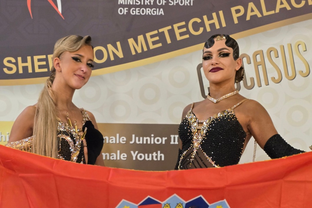 Natali i Korina
