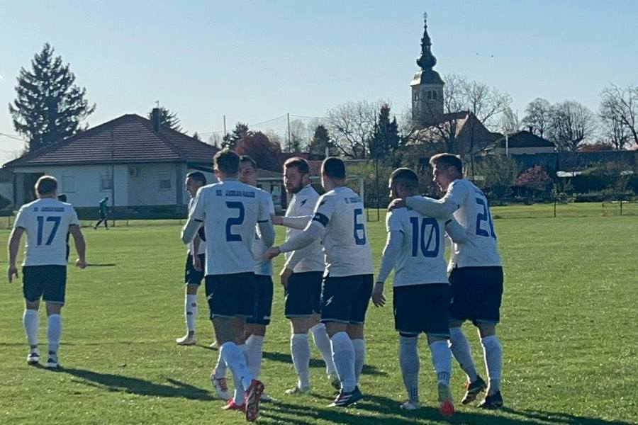 Igrači Jadran-Galeba iz Koledinca