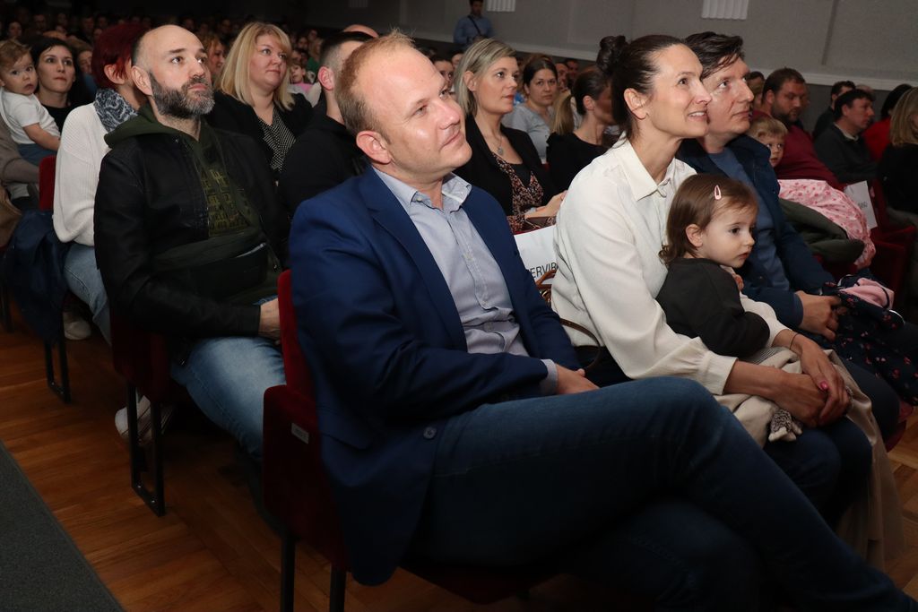 Završna priredba Dječjeg kluba Tratinčica