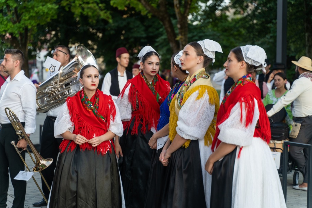 Međunarodni festival folklora 'Iz bakine škrinje' na koprivničkom Zrinskom trgu