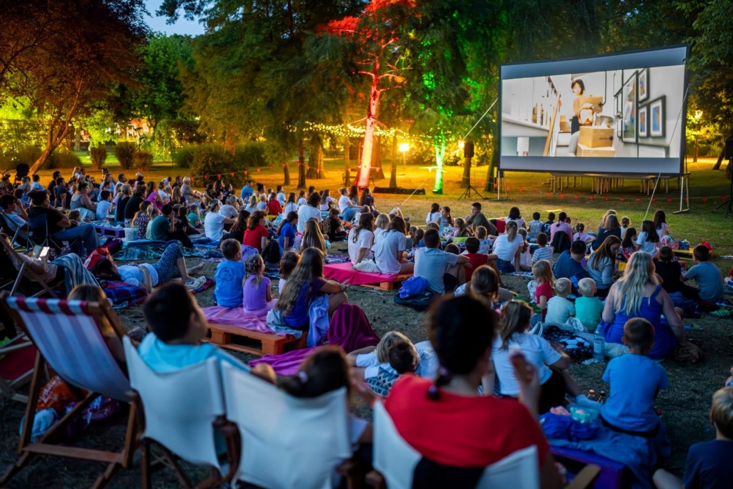 Ljetno kino pod zvijezdama