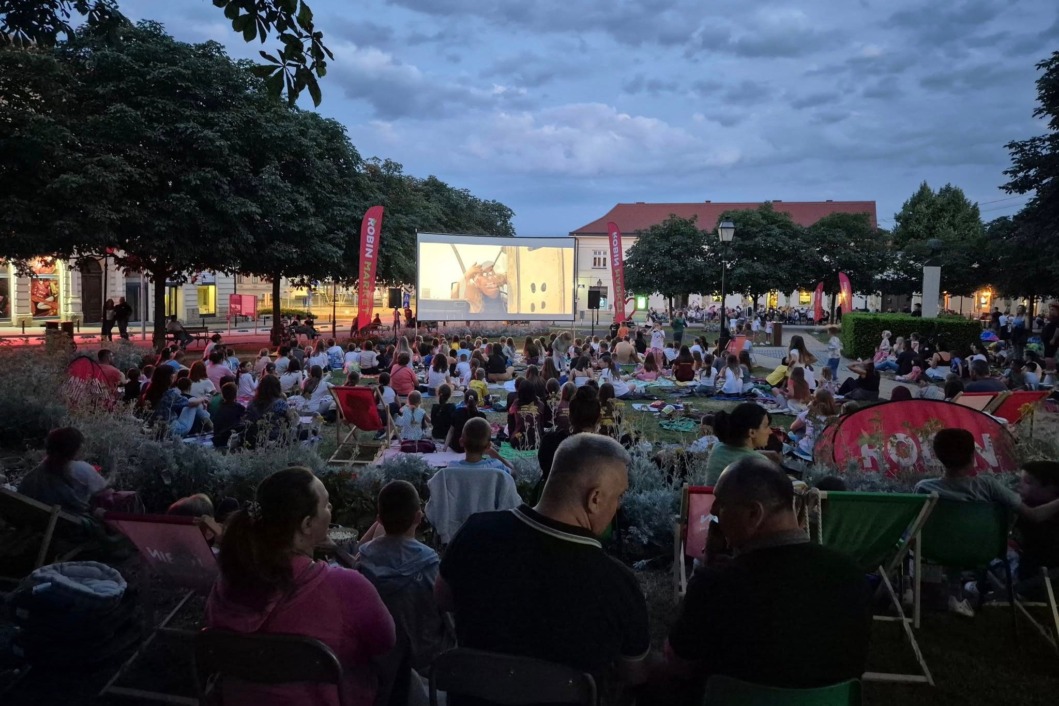Robin ljetno kino na Nemčiću