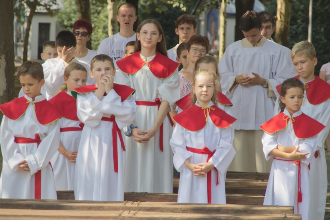Ministranti na svetoj misi u ludbreškom svetištu