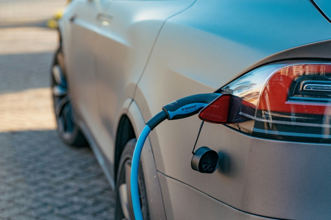 Električni auto