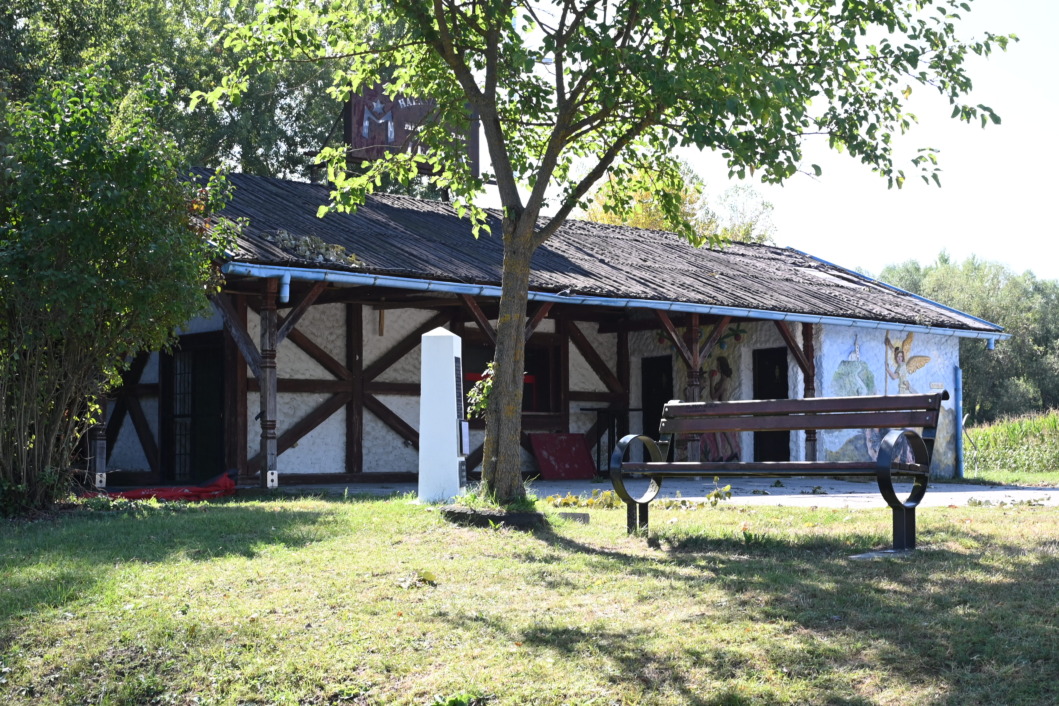 Halasz Csarda