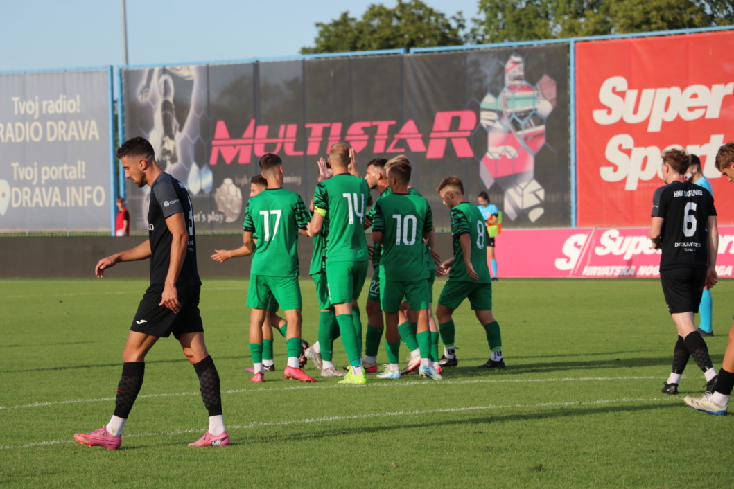 Slavlje nogometaša Koprivnice nakon postignutog pogotka