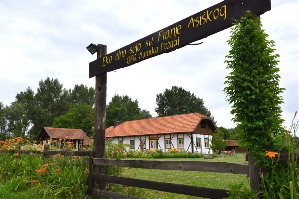 Imanje obitelji Požgaj