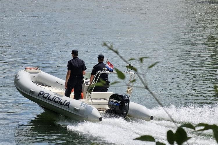 Policija/pretraga/Drava