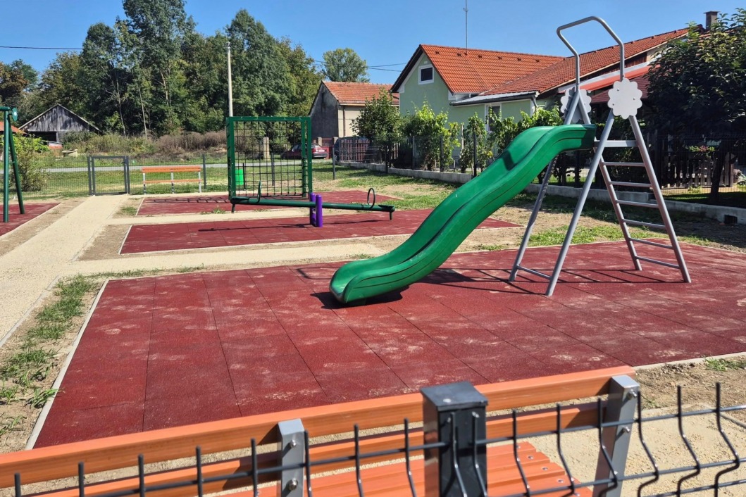 Dječje igralište u Imbriovcu
