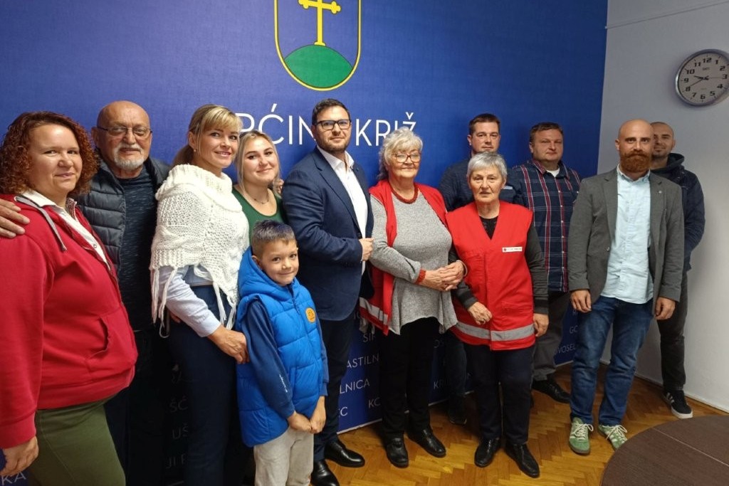 Načelnik Magdić s dobrovoljnim darivateljima krvi i predstavnicima Crvenog križa
